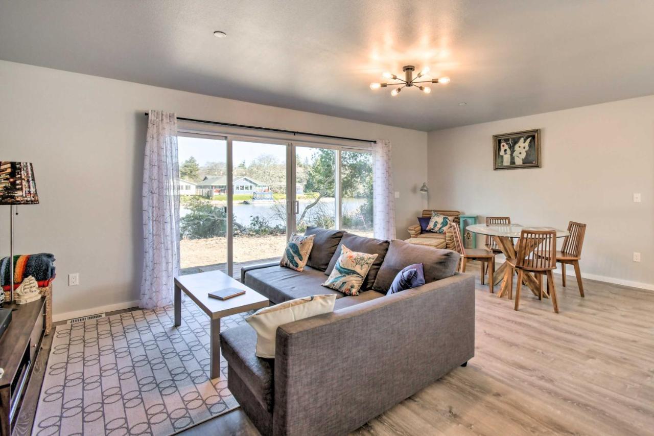 Canal Cottage Retreat With Dock And Waterfront Views Ocean Shores Kültér fotó