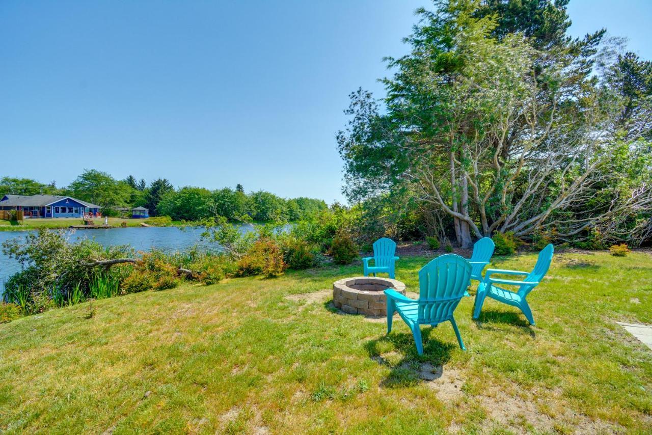 Canal Cottage Retreat With Dock And Waterfront Views Ocean Shores Kültér fotó
